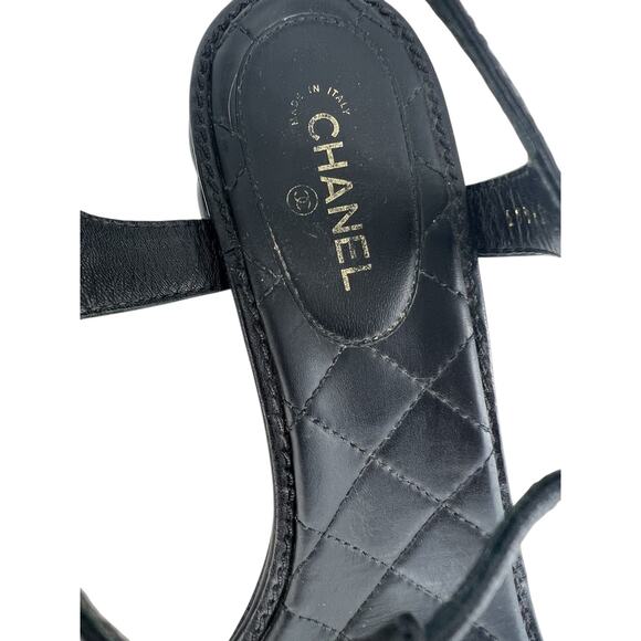 Chanel Lambskin Chain Interlocking CC Logo Thong Sandals in Black - Picture 12 of 16